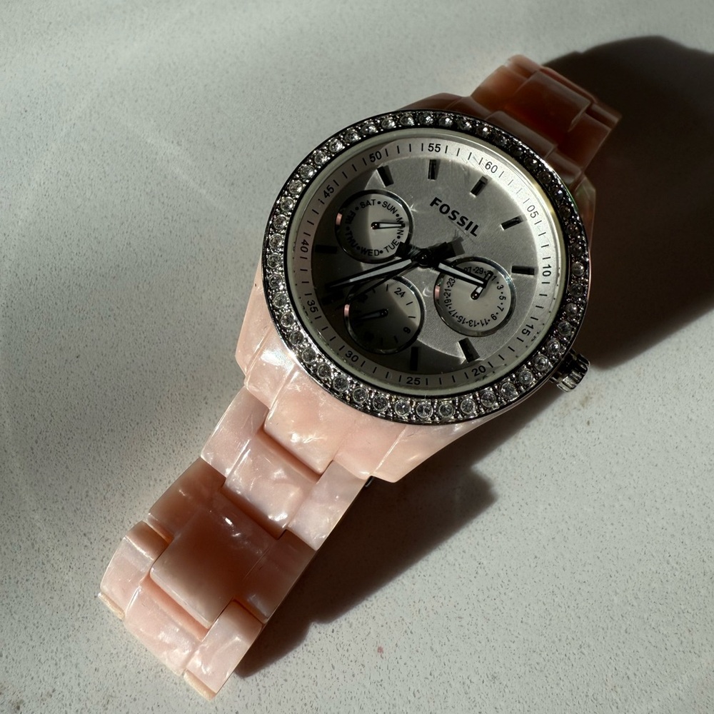 Fossil Stella Watch ES-2791 Womens 37mm Case Day Date Pearl Look Dial Case Band